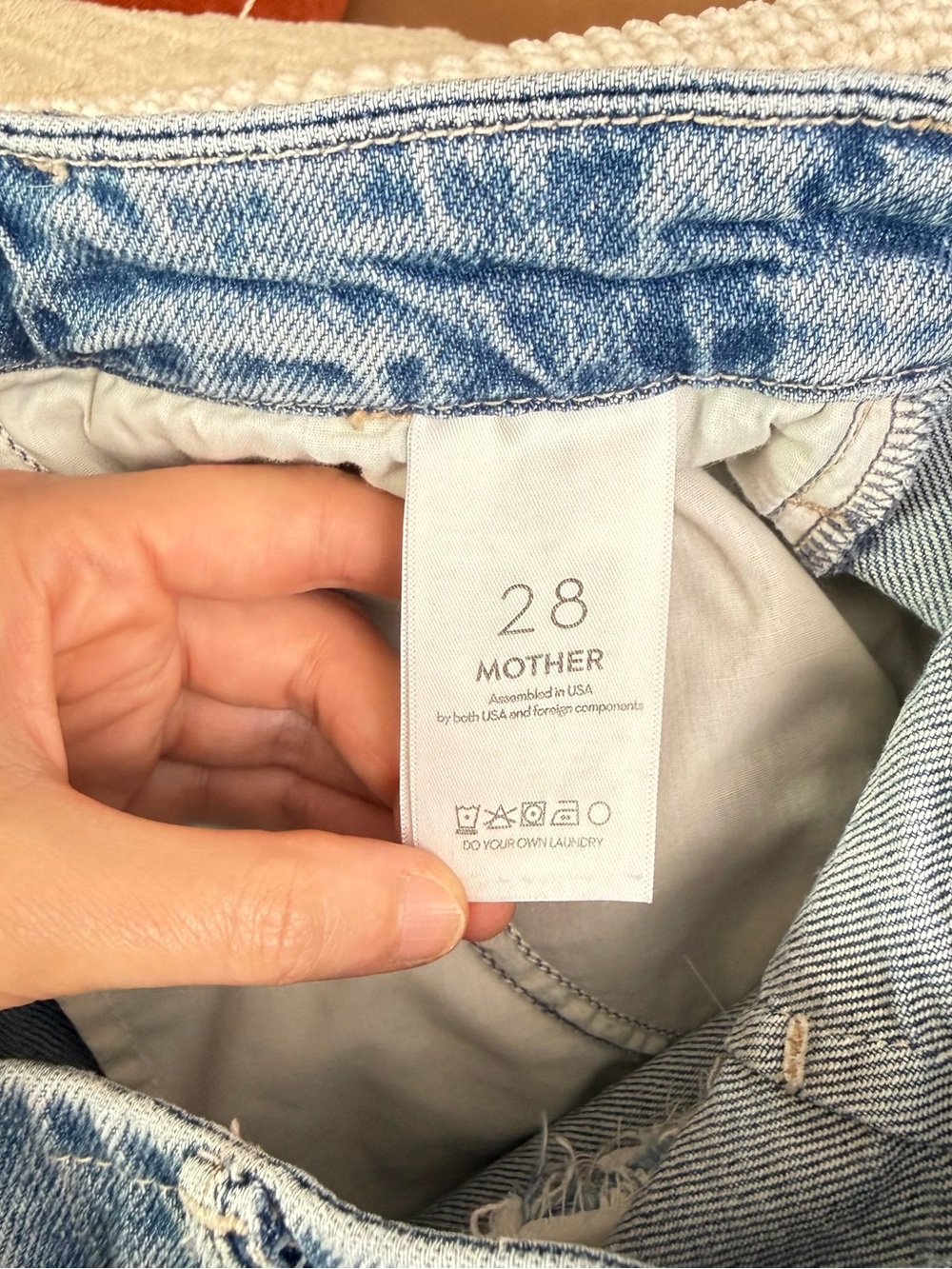 MOTHER the SK8R Prep Sneak Jeans - Picture 12 of 13